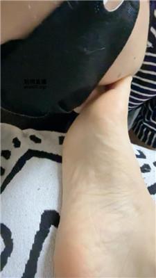 【安安sama】碾压踩踏-玉足狂舔 JS250331-28