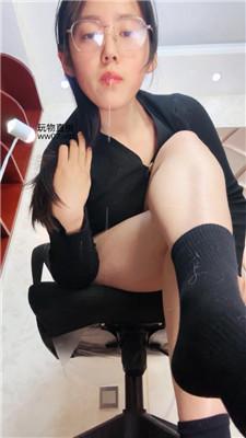 【啊晴】暴汗过后的黑棉袜调教    250224-1