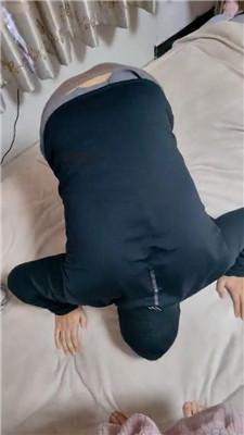 【小羊咩咩】玉足踩虐圈养奴 JS250123-10