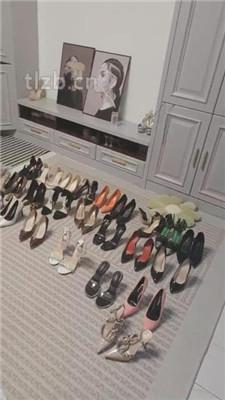 【丫丫】一堆脏鞋子全体重踩踏