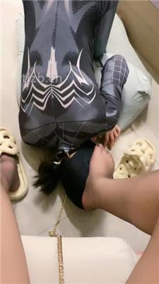 【小羊】母畜-跪舔原味jio/碾压踩狗头/鞭打/脚垫【完整版】