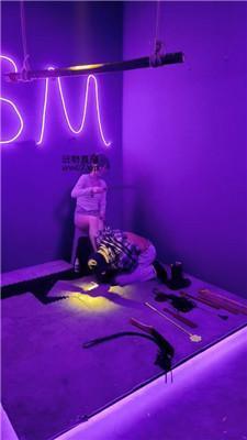 【凌薇大小姐】短靴白袜踩虐/尝试各种刑具 bf50913