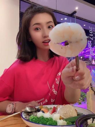 好文翻拍—女人是老虎