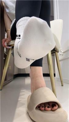 【玥樾】白袜出卖女朋友    250316-30