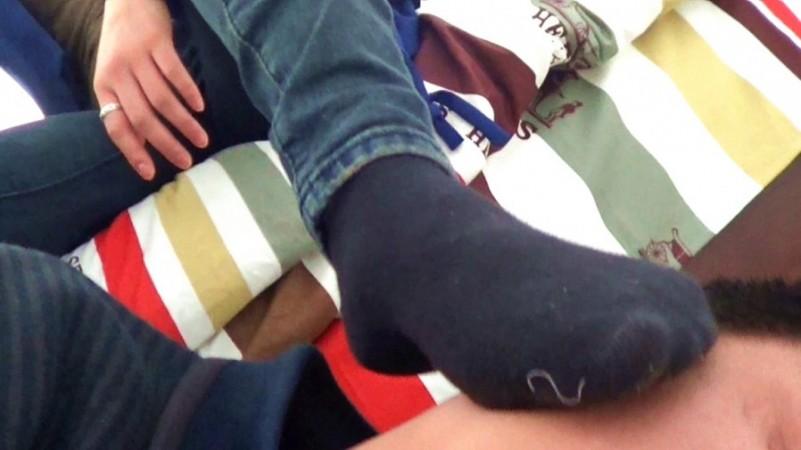 黑冰女神 皮靴黑棉袜 踹爆内脏踩断肋骨