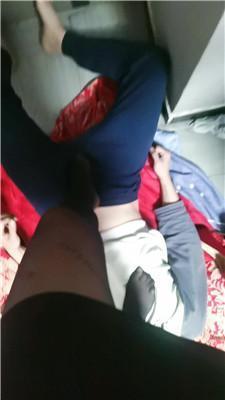 【晓安公主】高跟黑丝踩踏地毯奴 JS250218-5