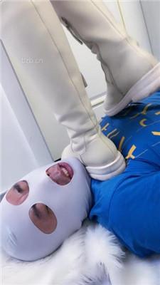 【麋鹿银儿】双S-脏鞋踩虐/骑马转胯/腿绞窒息