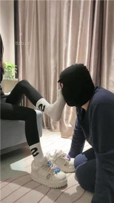 【筱月】健身后运动鞋白袜气味控制