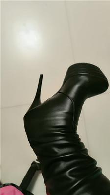 【安心】恶毒继母镜前玩儿子 JS250104-26