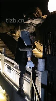 【冰爷】户外-骑马骑脖/运动鞋白袜踩踏