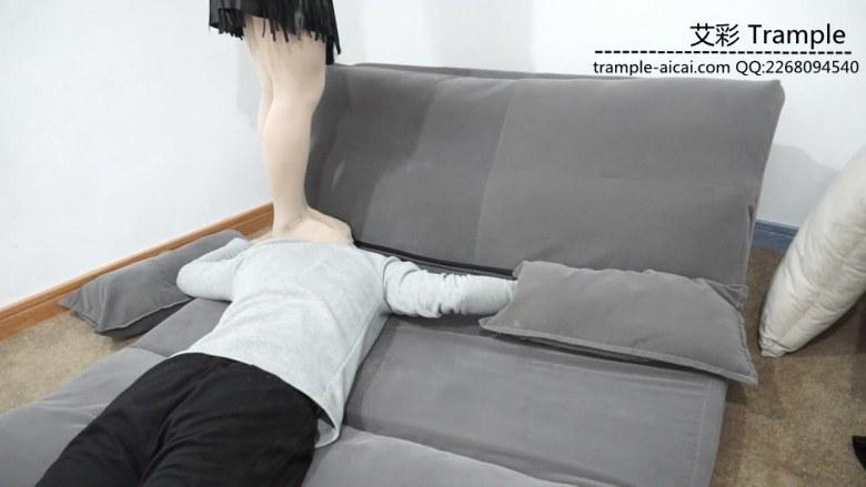 在校大学生诺然肉丝虐踩