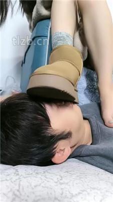 【梓S】棉袜雪地靴裸足-全体重踩脸