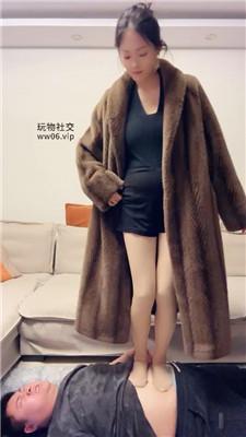 【埋汰】骑马狗爬-肉丝脚踩虐【上】 bf49822