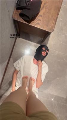 【猴歌】抽耳光-小白鞋白袜踩踏踢裆 bf52815