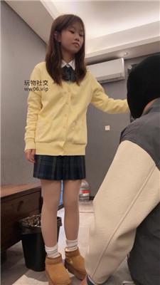 【狗哥】开发素人-毛拖鞋棉袜踩虐 bf50975