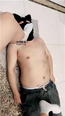 【艾佳大人】伺候沐足-清理脏皮鞋白袜 JS250301-29