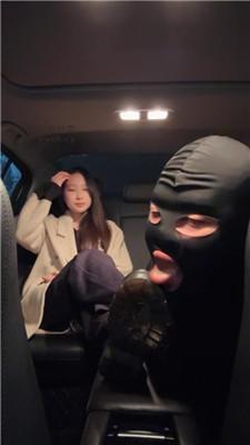 【素人挖掘机】车内调-闻舔臭鞋/玉足狂舔 bf50435