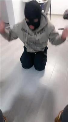 【樱子大人】口吐喂食/雪地靴踩虐/提档耳光/鞭打