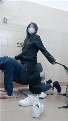 【奇了怪了】骑马转胯虐打/踩踏 JS250107-42