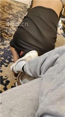 【舒苒】运动后脏鞋白袜黑丝辱狗