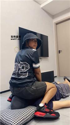 【素人抽水机】黑人妹子S首调专场 JS250504-36