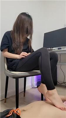 【少司命】桌底视角-电竞女神玉足踩 JS250103-29