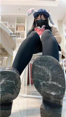 【砂糖】口水脏鞋底    250115-2