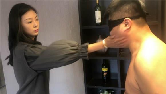 高跟裸足日常调教