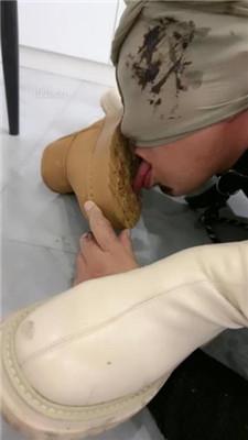 【领主老大】长靴碾压狗爪/鞭打/骑狗背/舔超脏靴子