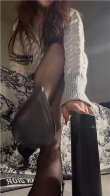 【辣辣姐】闻皮鞋    250227-8