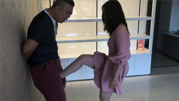 芷琳S帆布鞋调教 芷琳S帆布鞋调教