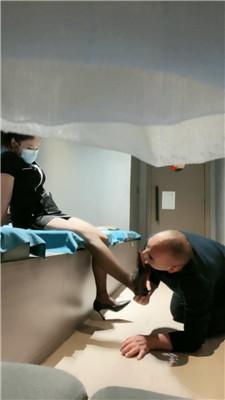 【西北傻子】足浴店开发技师女神虐 JS250305-13