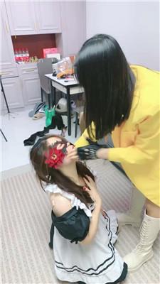 【丫丫啊】母畜-捆绑闻白袜窒息/长靴踩踏/插嘴闻腋下【双视角版】