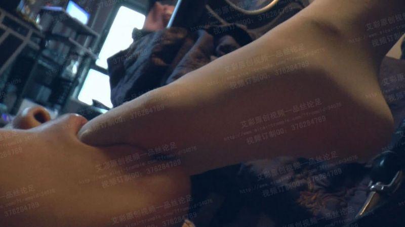 女女-馨雨白丝的美味