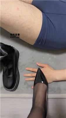 【美酱】重度鞭打/黑丝高跟长靴踩 JS250309-32