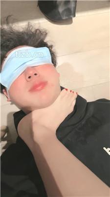 【苏西】长靴白袜裸足恋足舔/超强深喉