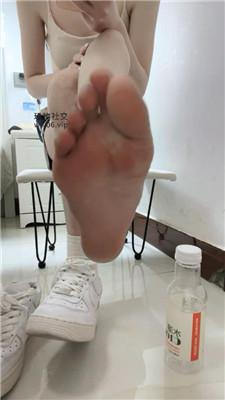 【一唯】小白鞋白棉袜灯    250118-6