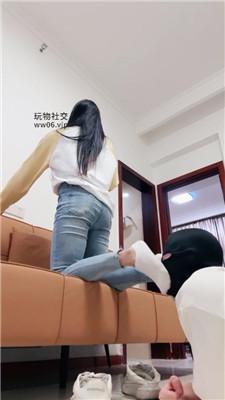 【妮蔻】牛仔裤坐脸-白短袜深喉 JS250210-8