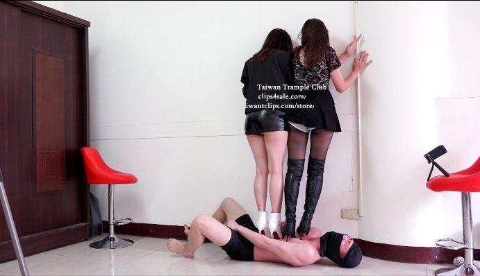 高跟靴恶毒残忍践踏瘦弱M隶