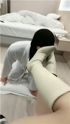 【一禾】强制圣水-长靴踩踏-肉丝脚狂舔  JS250323-16