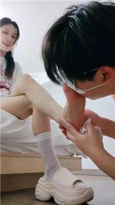 【喵酱紫】拖鞋白袜狂舔-磕头求圣水 bf53720