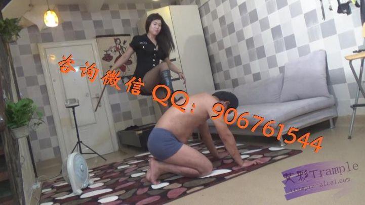 品丝阁暴力女神耳光 口水管教家狗