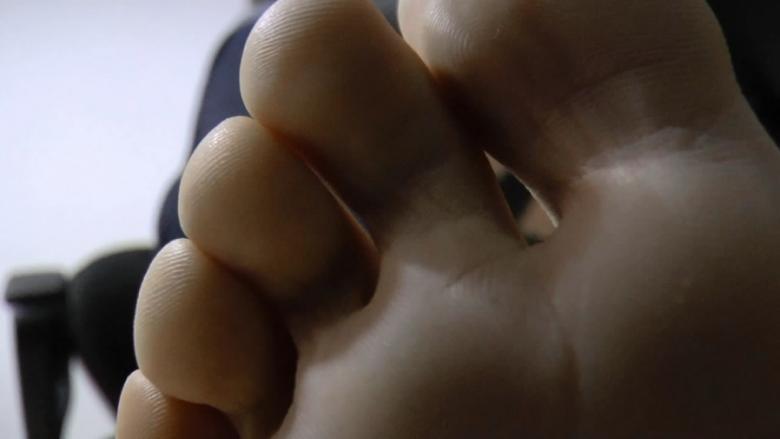 黑冰女王 第一人称裸足浓痰粗口羞辱