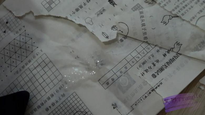 黑冰S 黑丝高跟踩碎卷子欺负书呆子