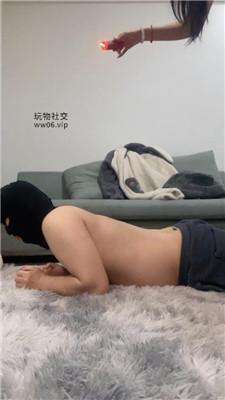 【困困】抖M男友磕头求我虐它 JS250222-37