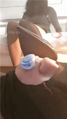 【米小唐】黑丝高跟玩虐狗地毯