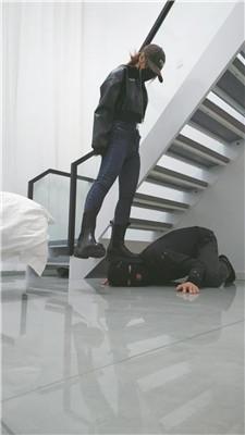 【文文文文】超酷女神短靴碾压踩【双视角版】 bf49106