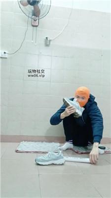 【奇了怪了】运动后原味鞋袜辱/坐脸窒息 JS250111-2