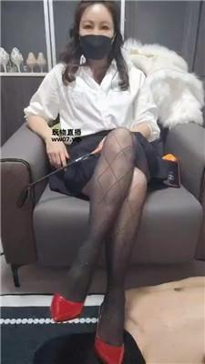 【3505】高跟黑丝蹂躏踩狗脸 JS250316-19