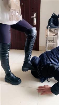 【颜主】楼梯间-长靴黑丝踩贱奴 JS250114-12